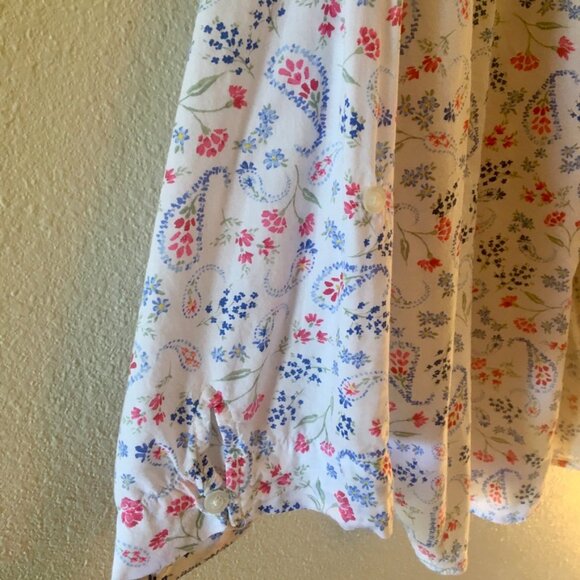 Lauren Ralph Lauren Floral Button Down Size L White Shirt Red and Blue Flowers - Picture 6 of 6